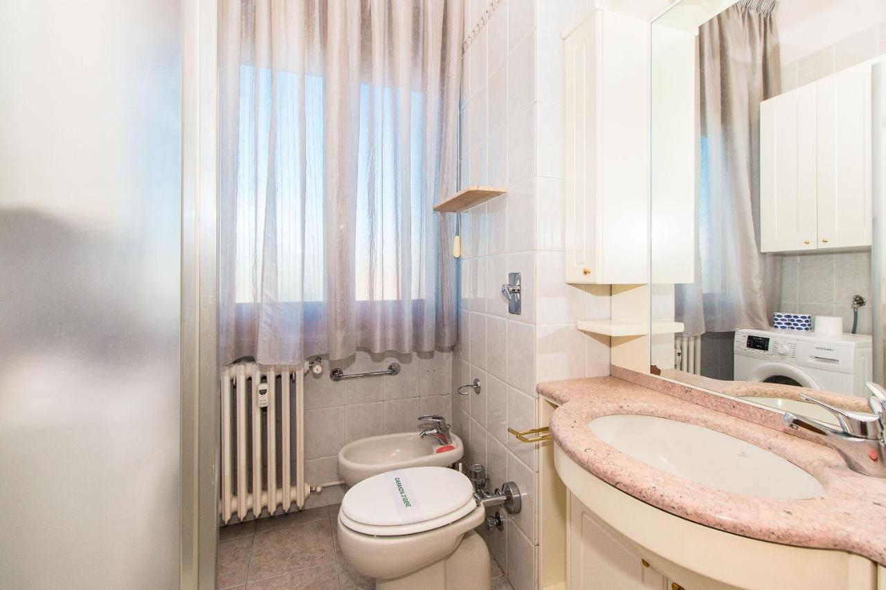 Villa Giusti Vintage Apartment Turin Exteriör bild